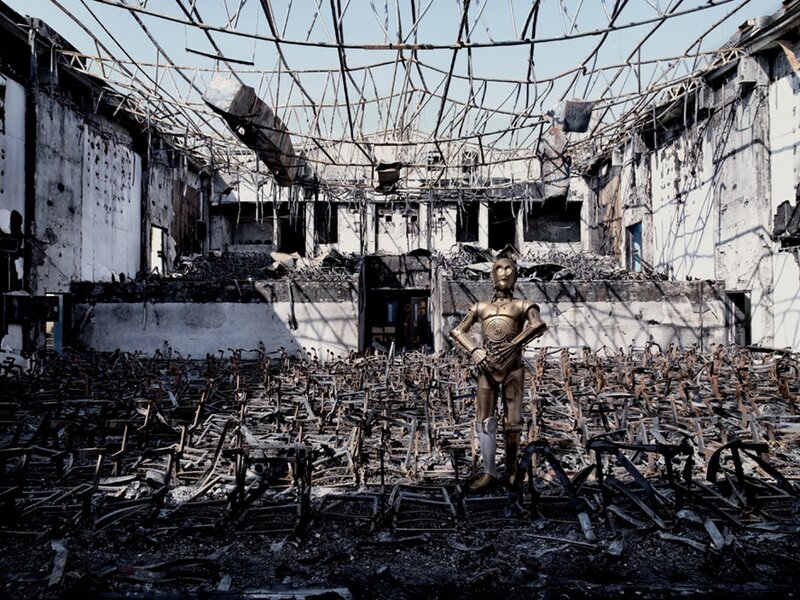 C-3PO in a ruined building