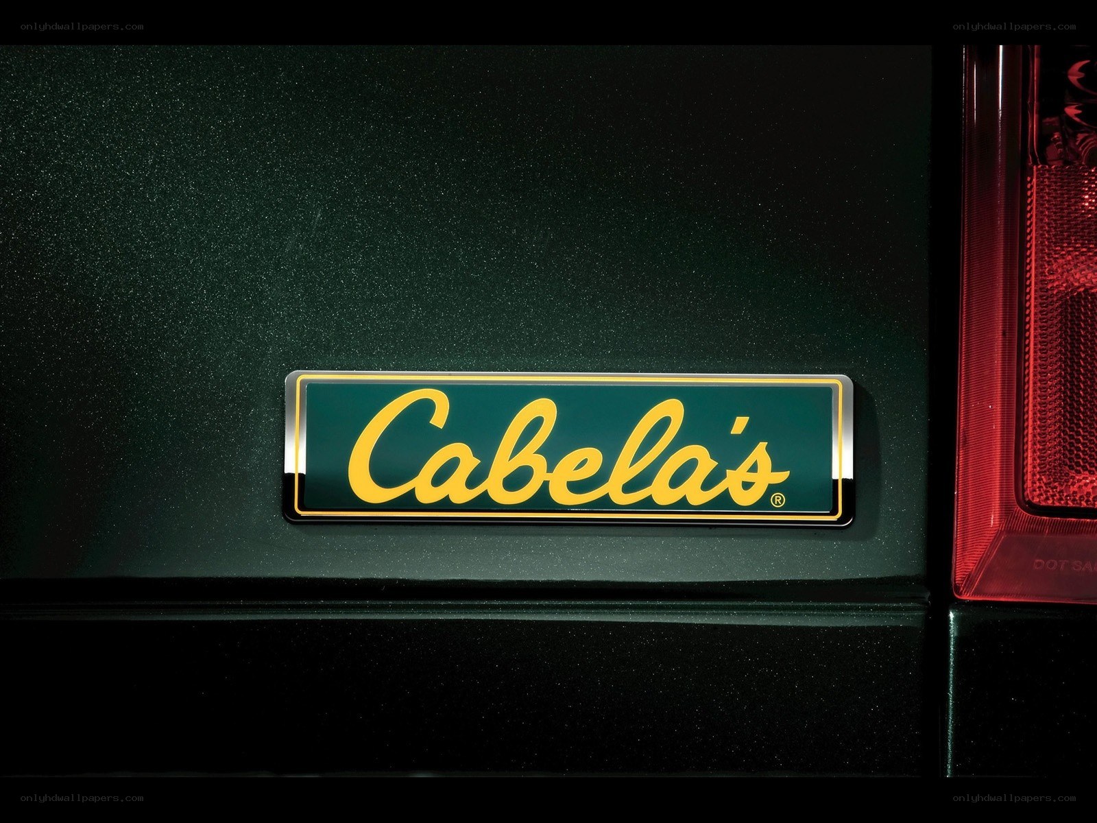 Cabela's logo on vehicle