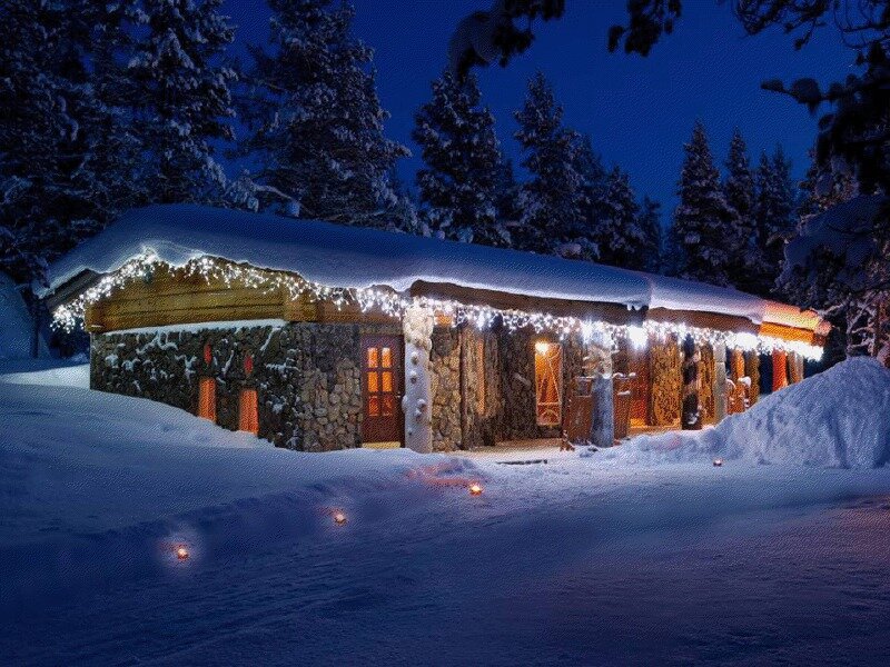 Cabin in Snow — Blue