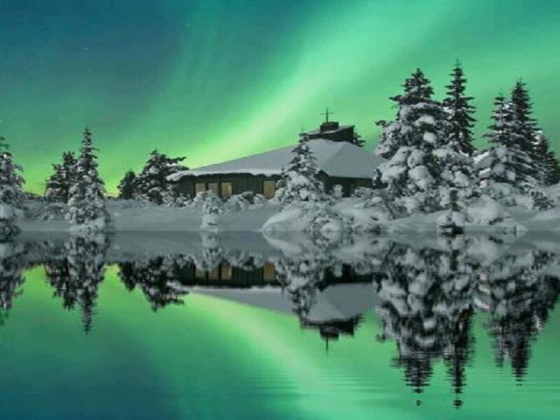 Cabin in Snow — Green