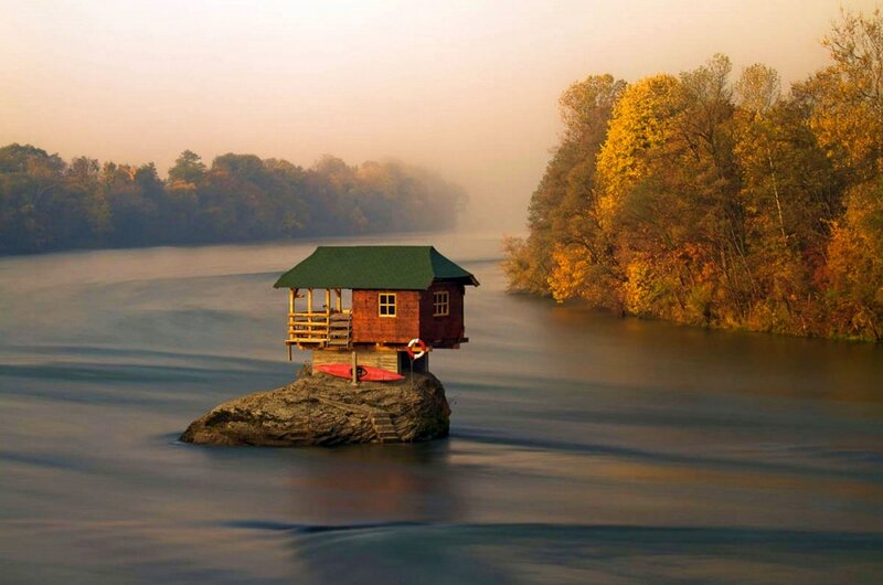 Cabin on Rock Island — Green