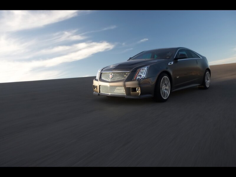Cadillac CTS-V Coupe in motion