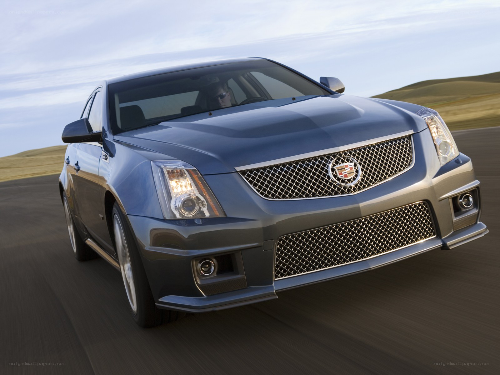 Cadillac CTS-V in motion
