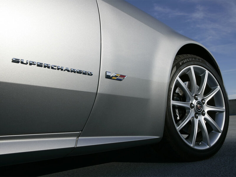 Cadillac CTS-V side view