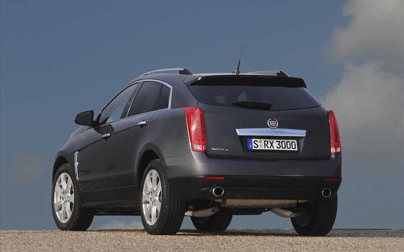 Cadillac SRX rear view