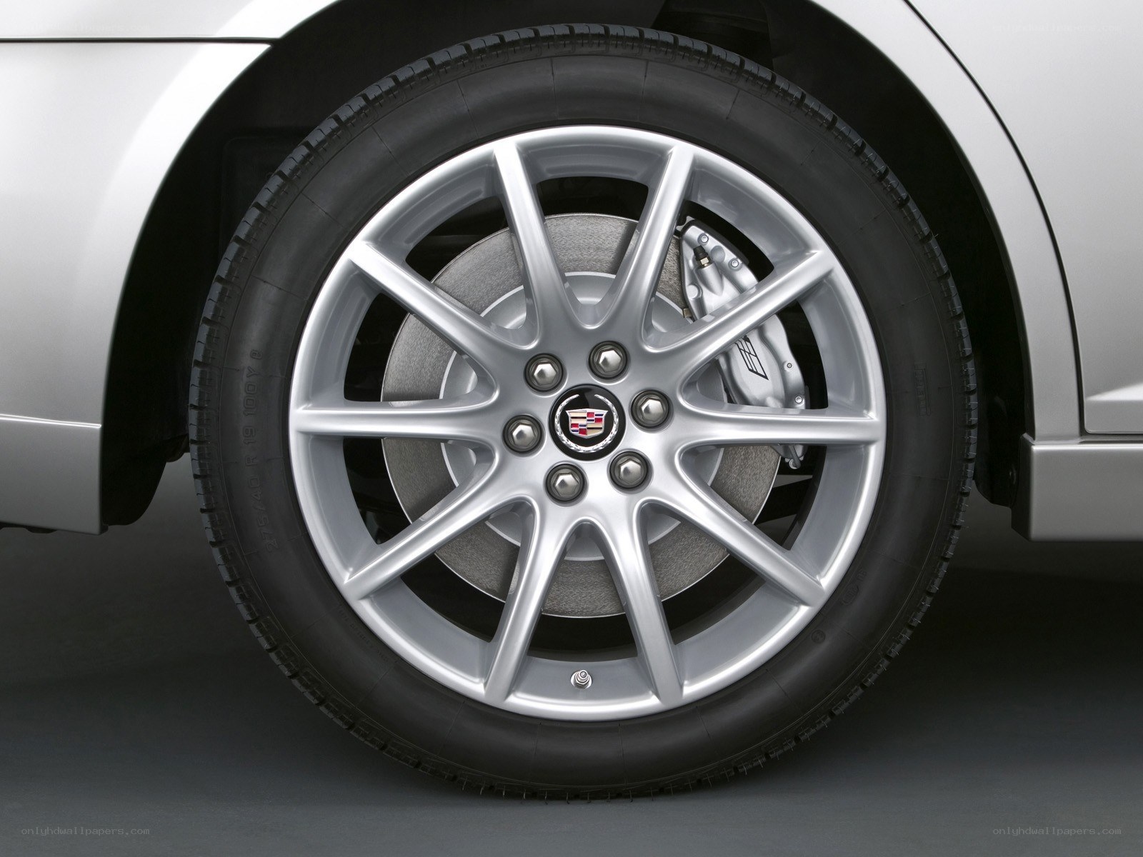 Cadillac wheel close-up