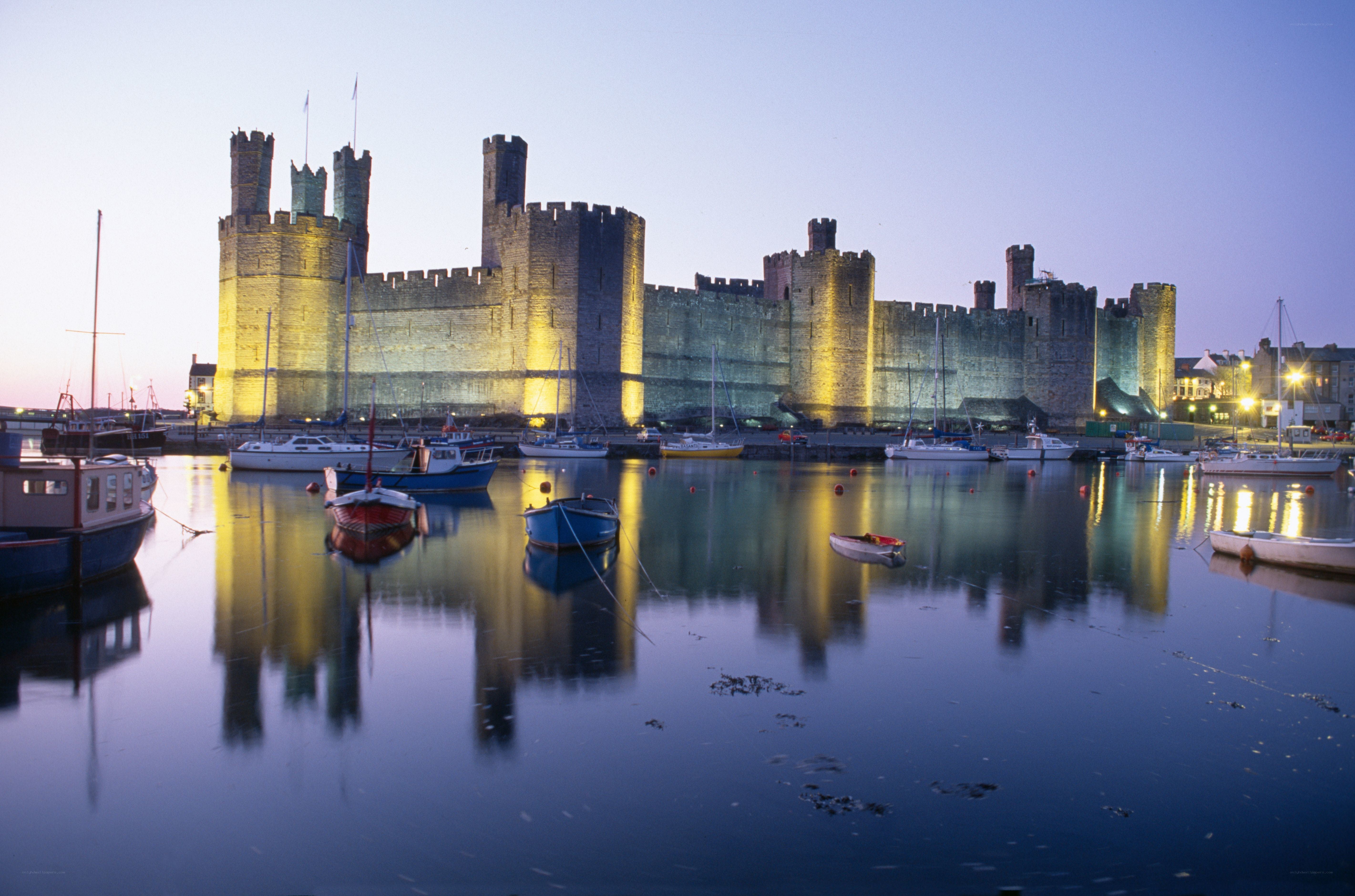 Caernarfon Castle at dusk