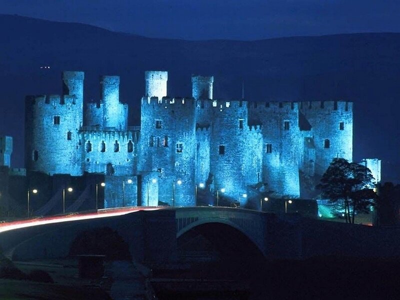 Caernarfon Castle — Blue, Dramatic, Night