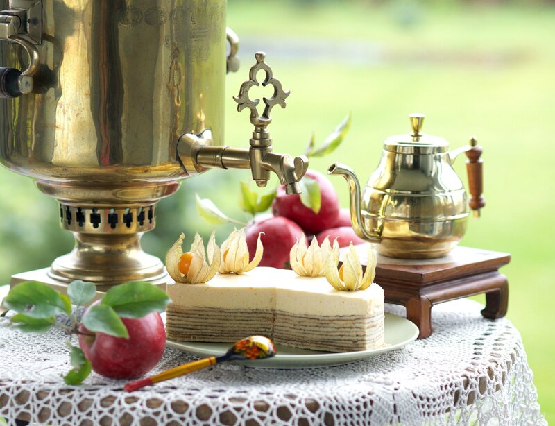 Cake with Samovar