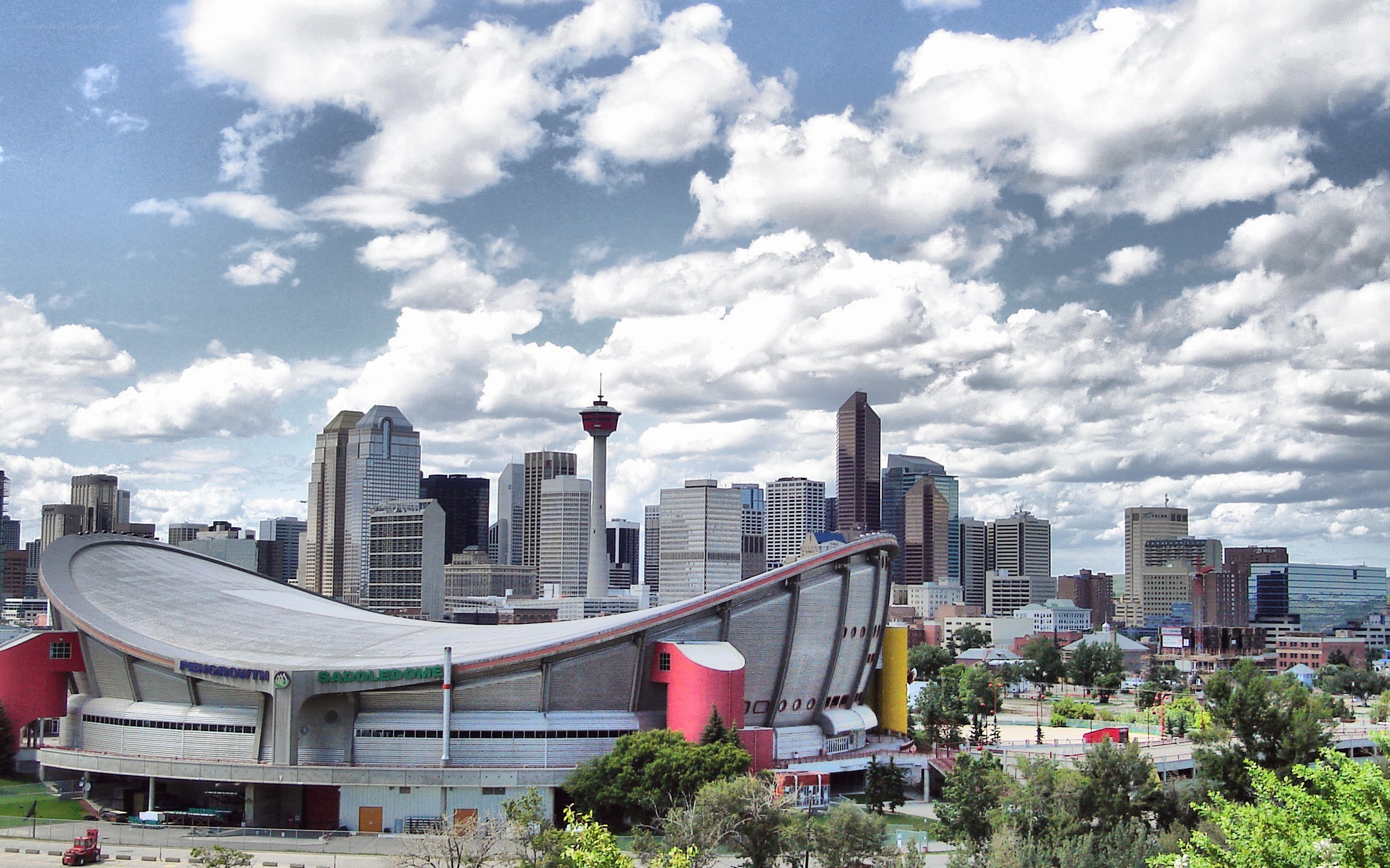 Calgary skyline with Saddledome