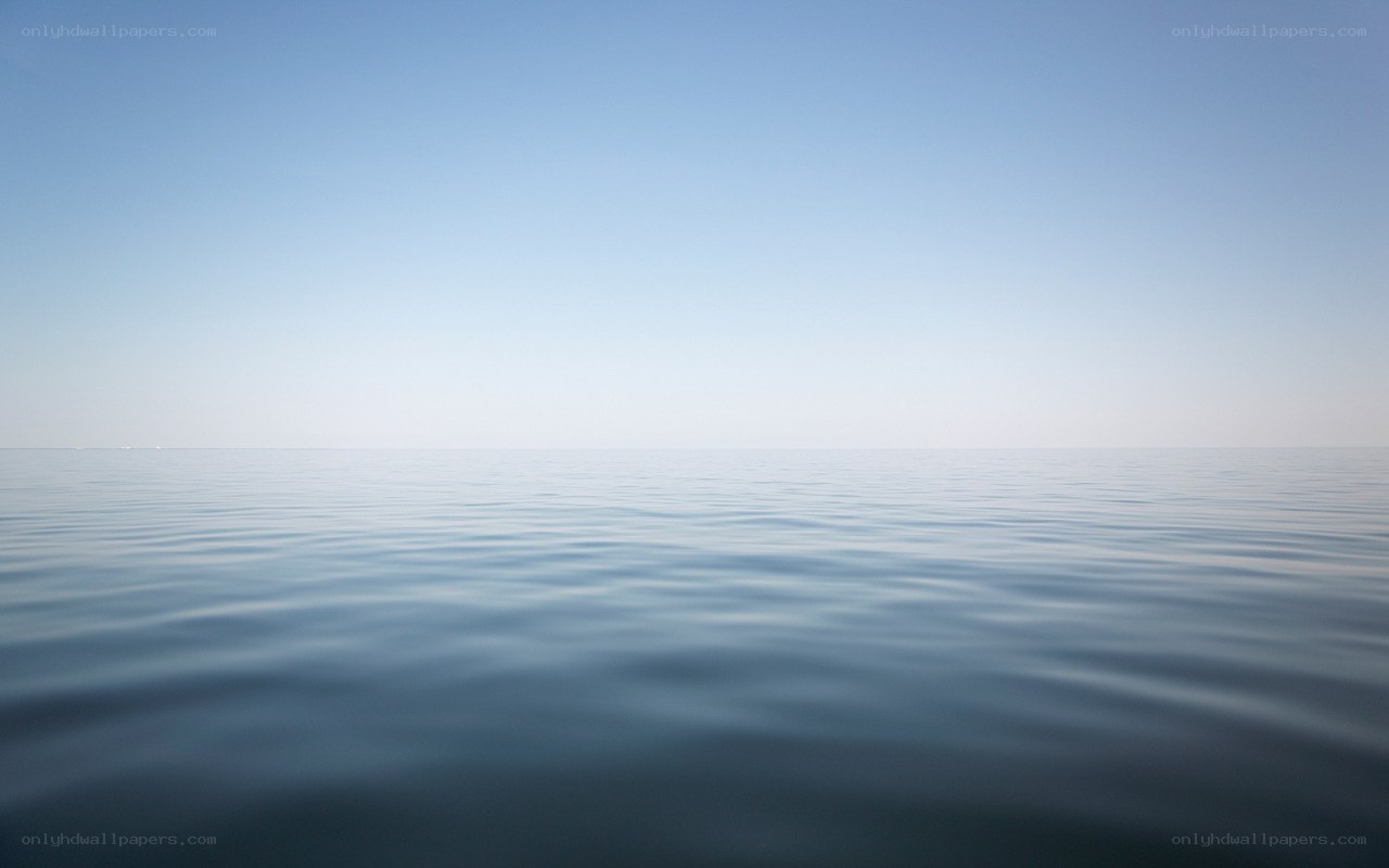 calm ocean horizon