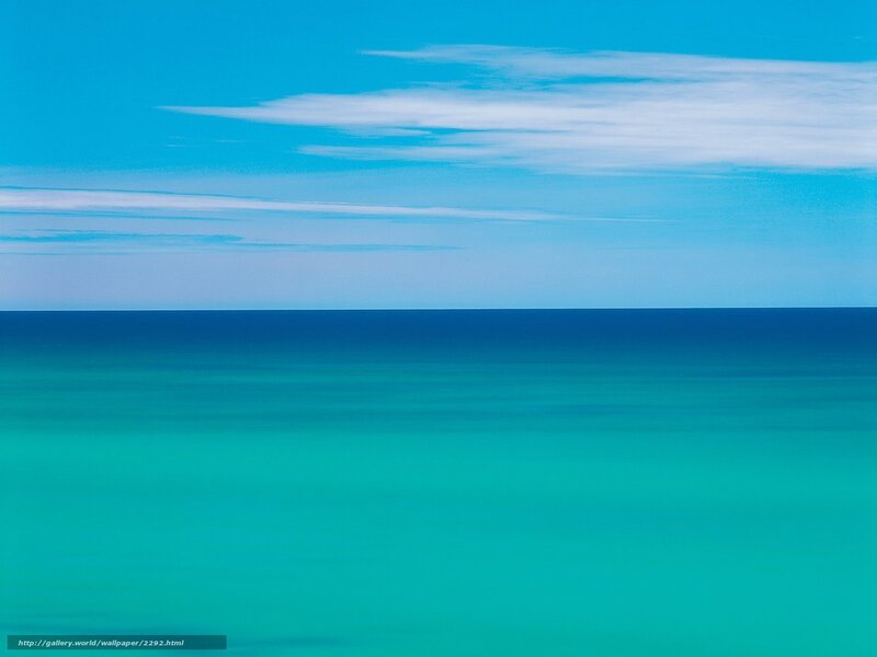 calm ocean horizon