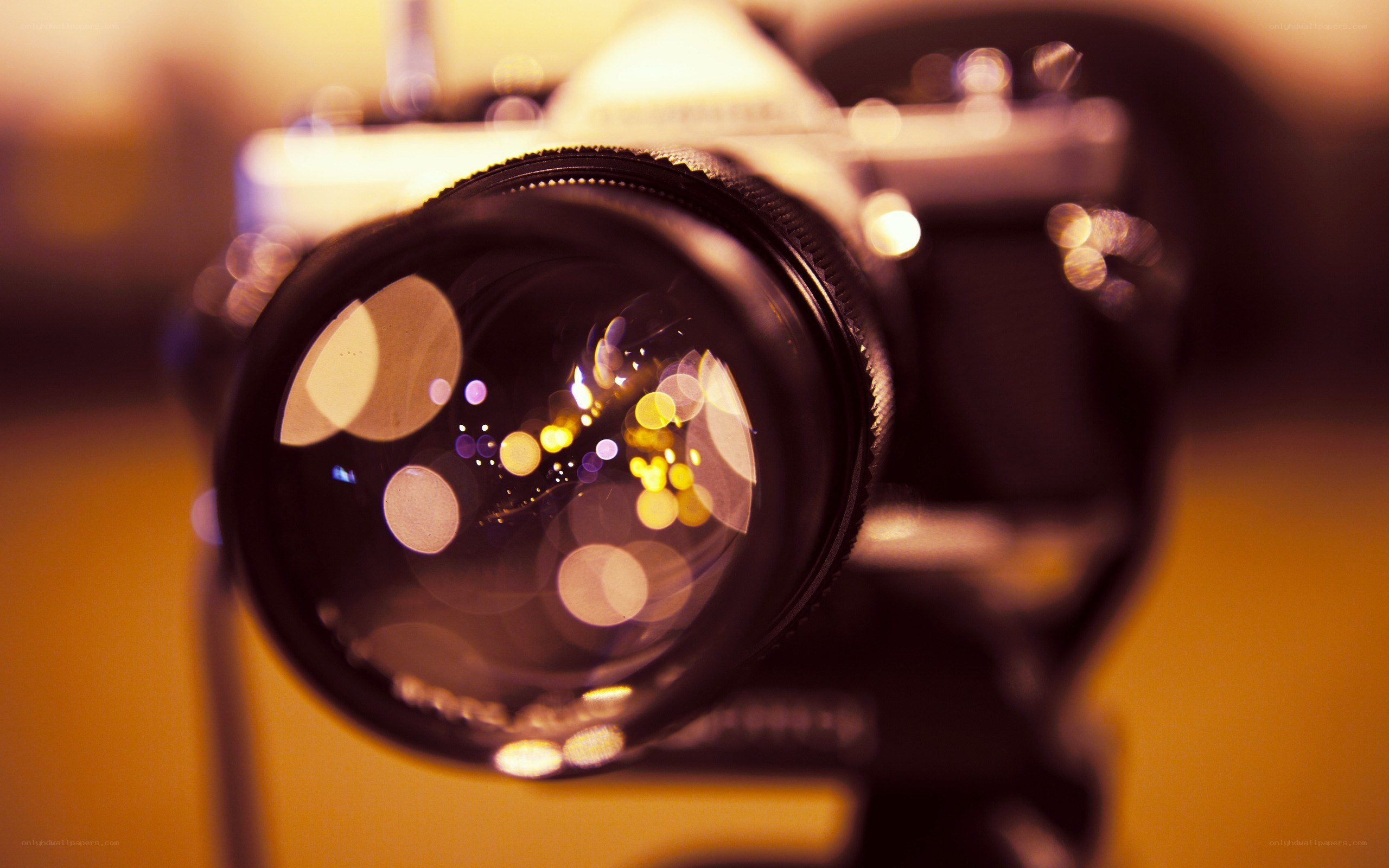 camera lens with bokeh lights