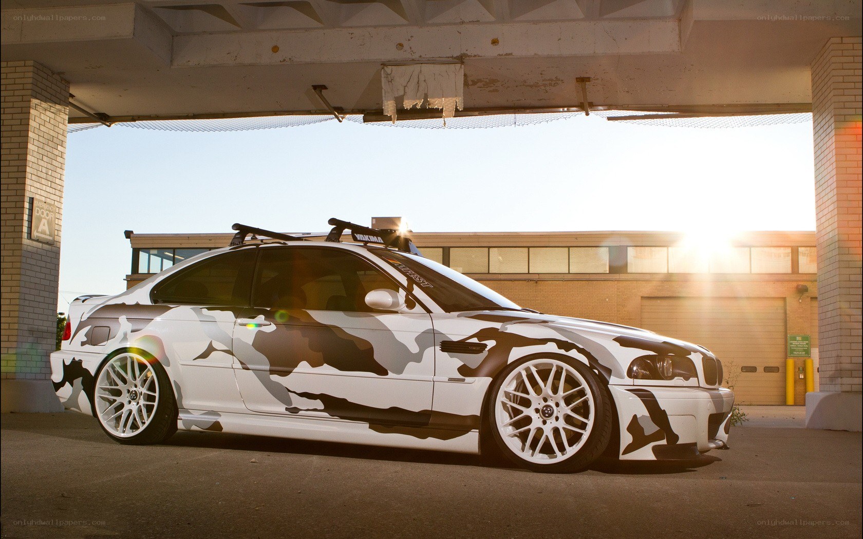 camouflage BMW coupe