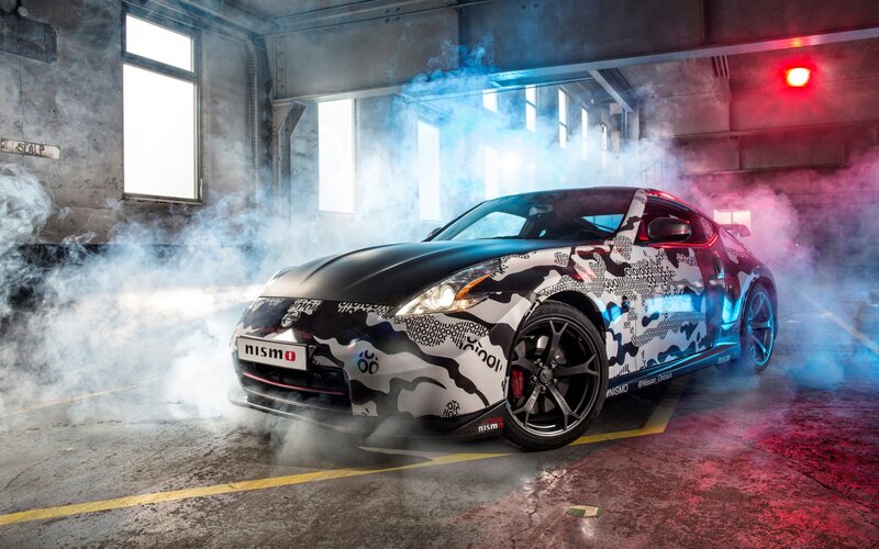 Camouflage Car in Garage — Black