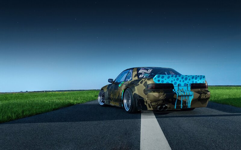 Camouflage Car on Road — Green
