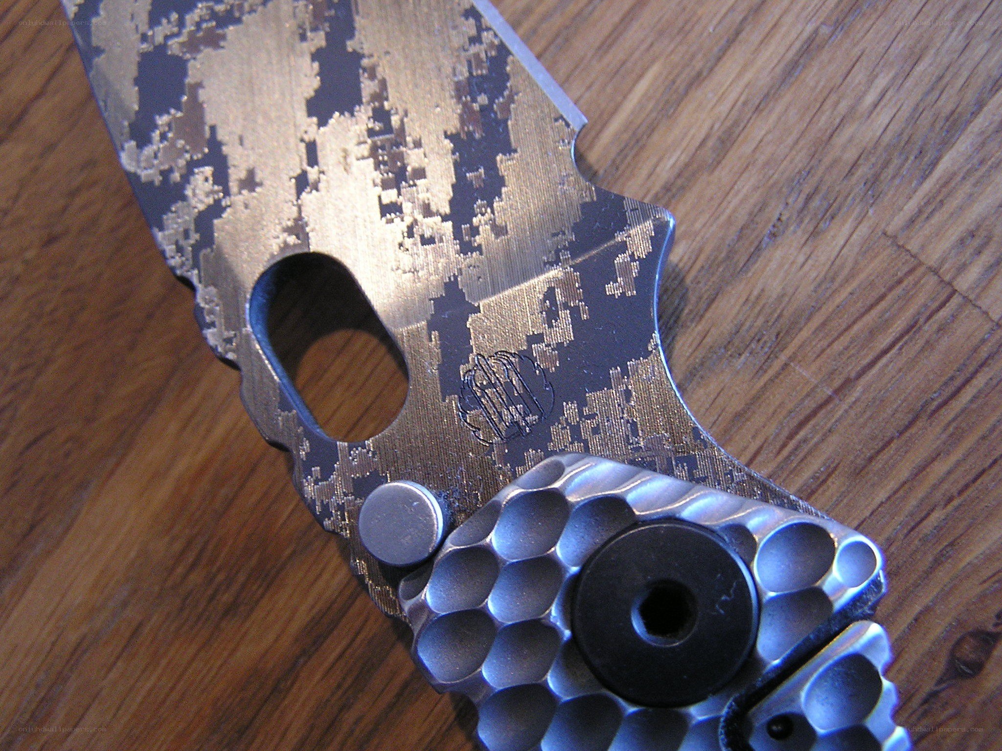 camouflage knife blade