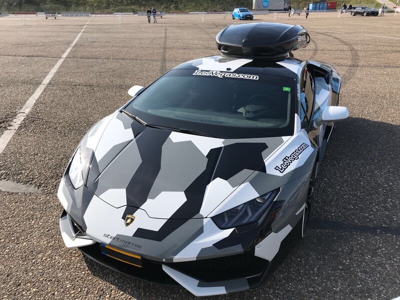 Camouflage Lamborghini — Black
