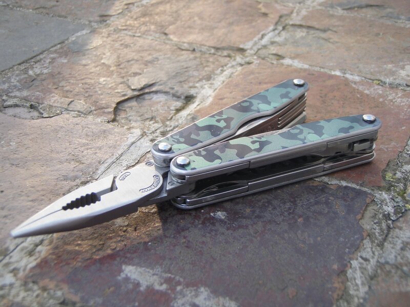 Camouflage Multi-tool