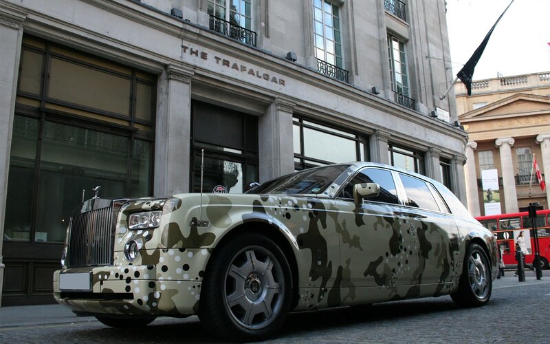 Camouflage Rolls-Royce on London street