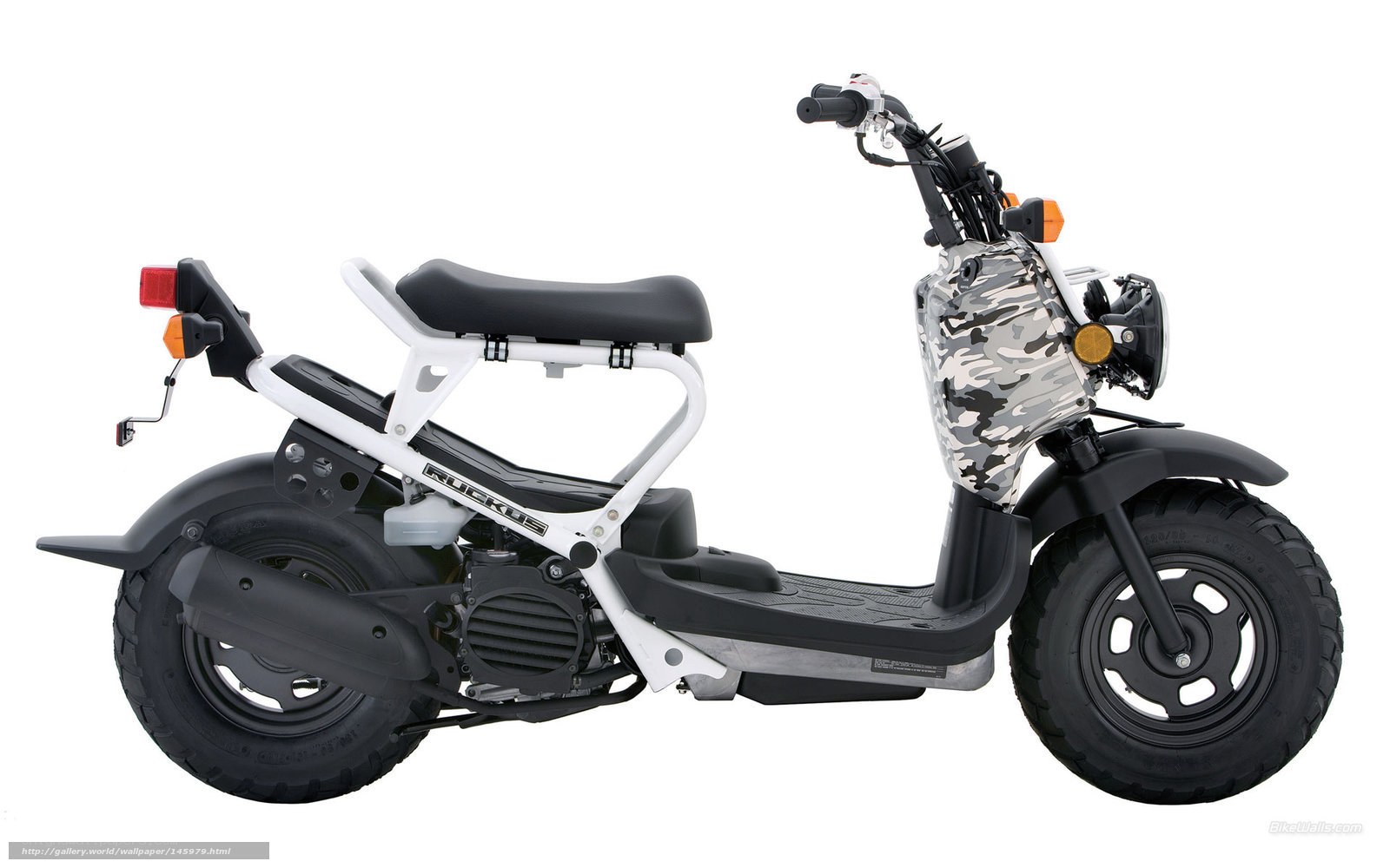 camouflage scooter side view