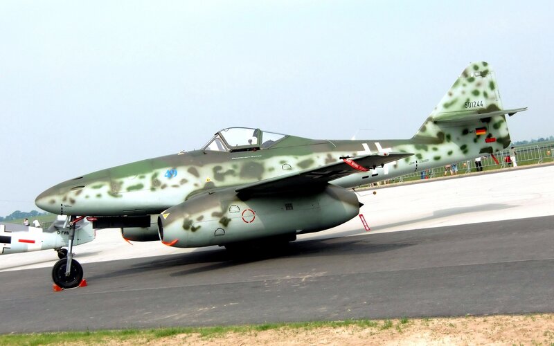 Camouflaged Jet Aircraft — Green, Neutral
