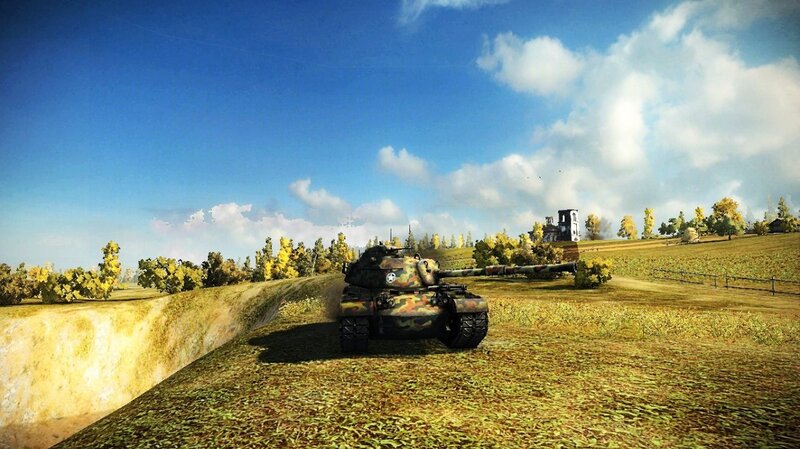 Camouflaged Tank on Hill — Green, Calm
