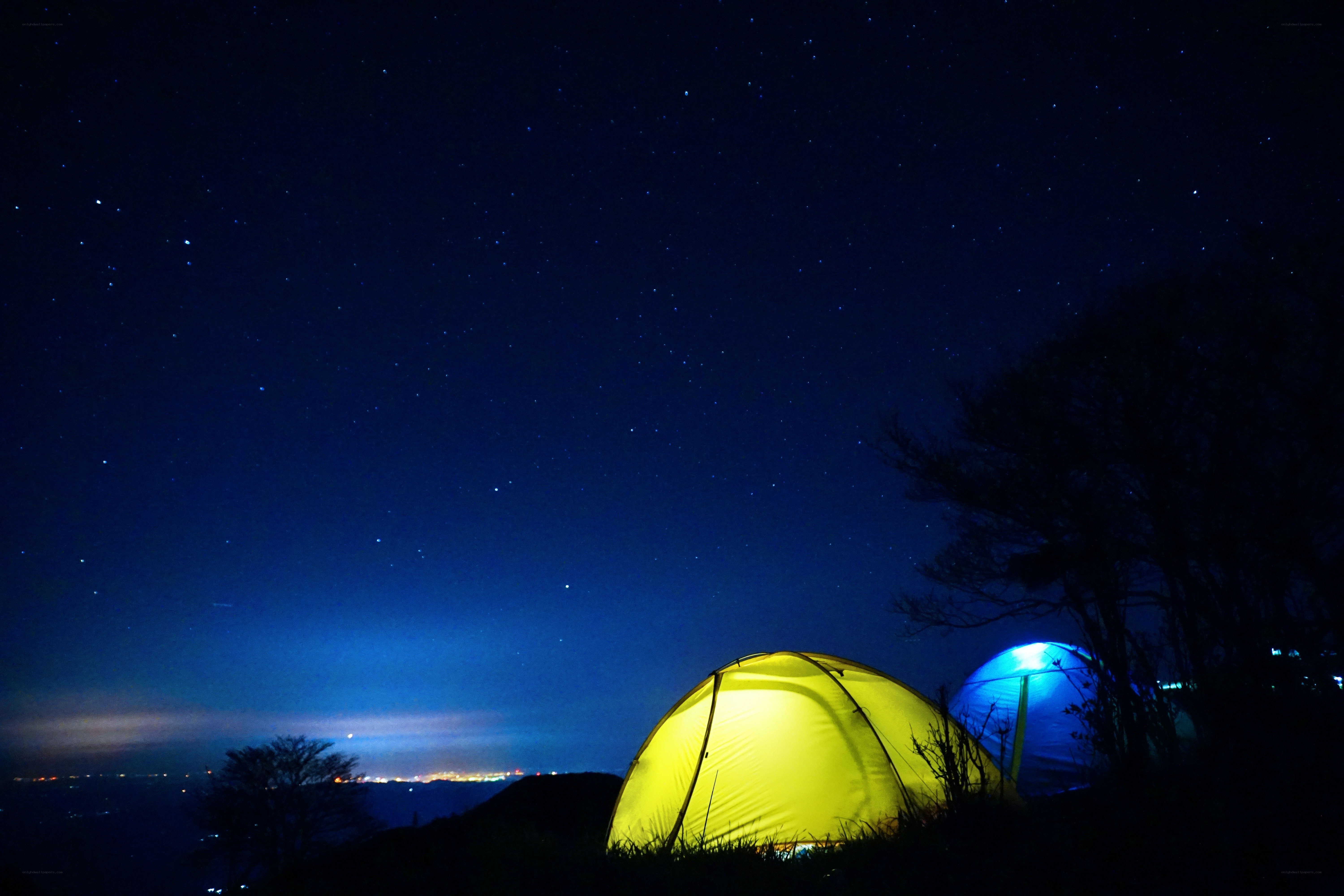 Camping under the starry sky