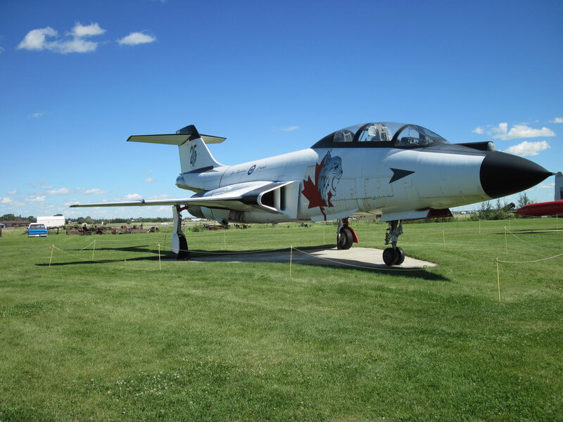 Canadian Jet Fighter — Green