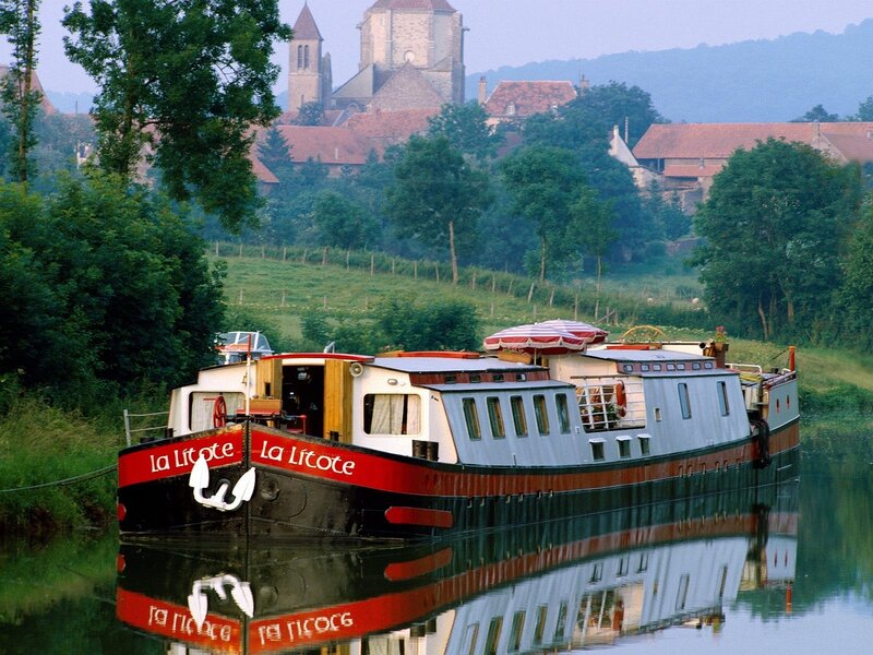 Canal Boat on River — Green, Serene