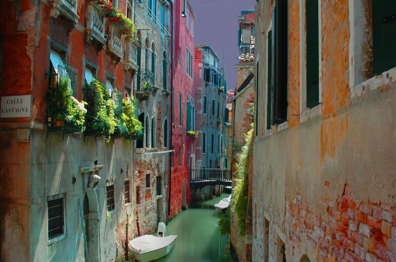 Canal in Venice — Red, Serene