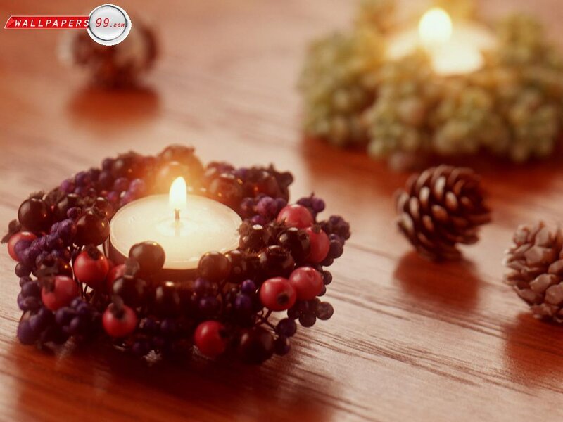 Candle in Berry Wreath