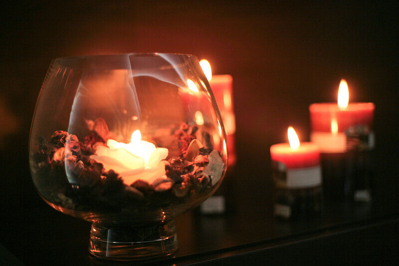 Candle in Glass Bowl — Red, Calm