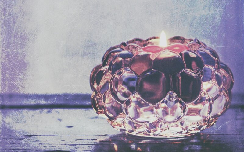 Candle in Glass Holder — Purple