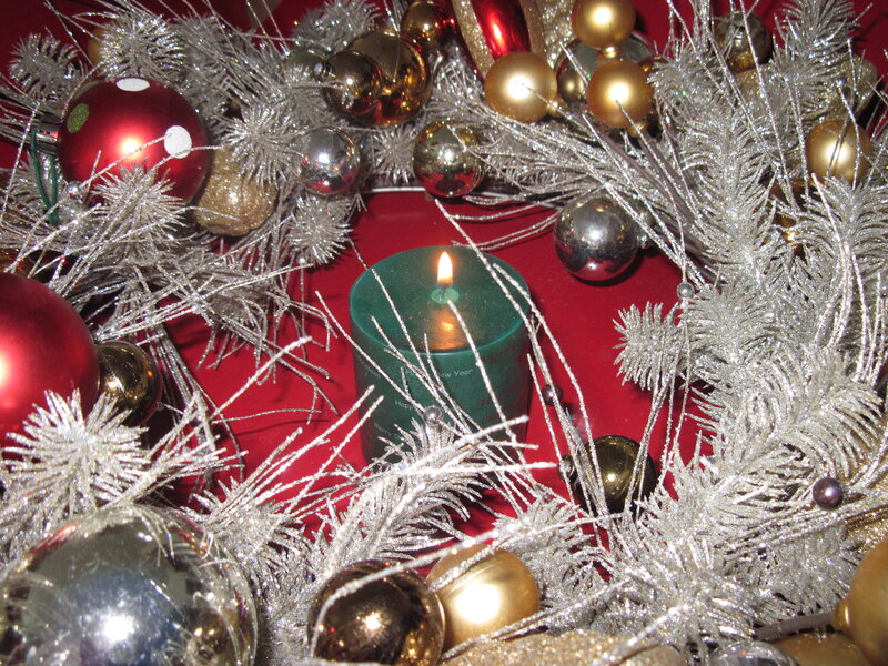 Candle in Wreath — Red