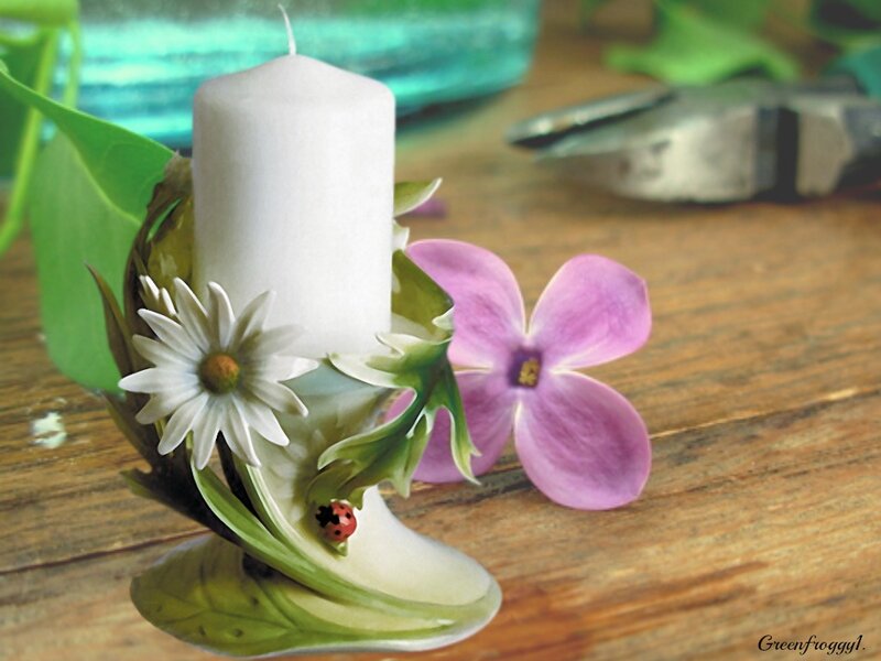 Candle with Flowers — White, Serene