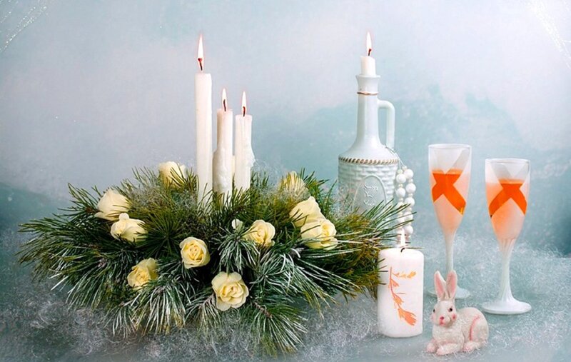 Candlelit Floral Arrangement — White, Serene