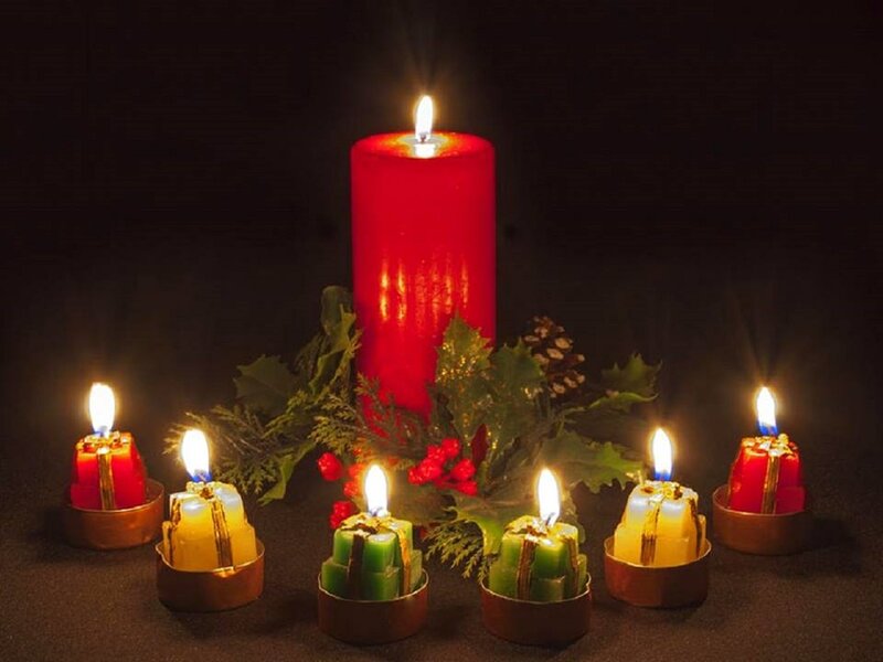 Candles and Holly Arrangement — Red