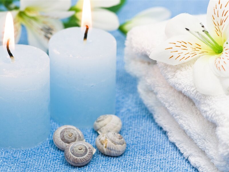 Candles and Seashells — Blue