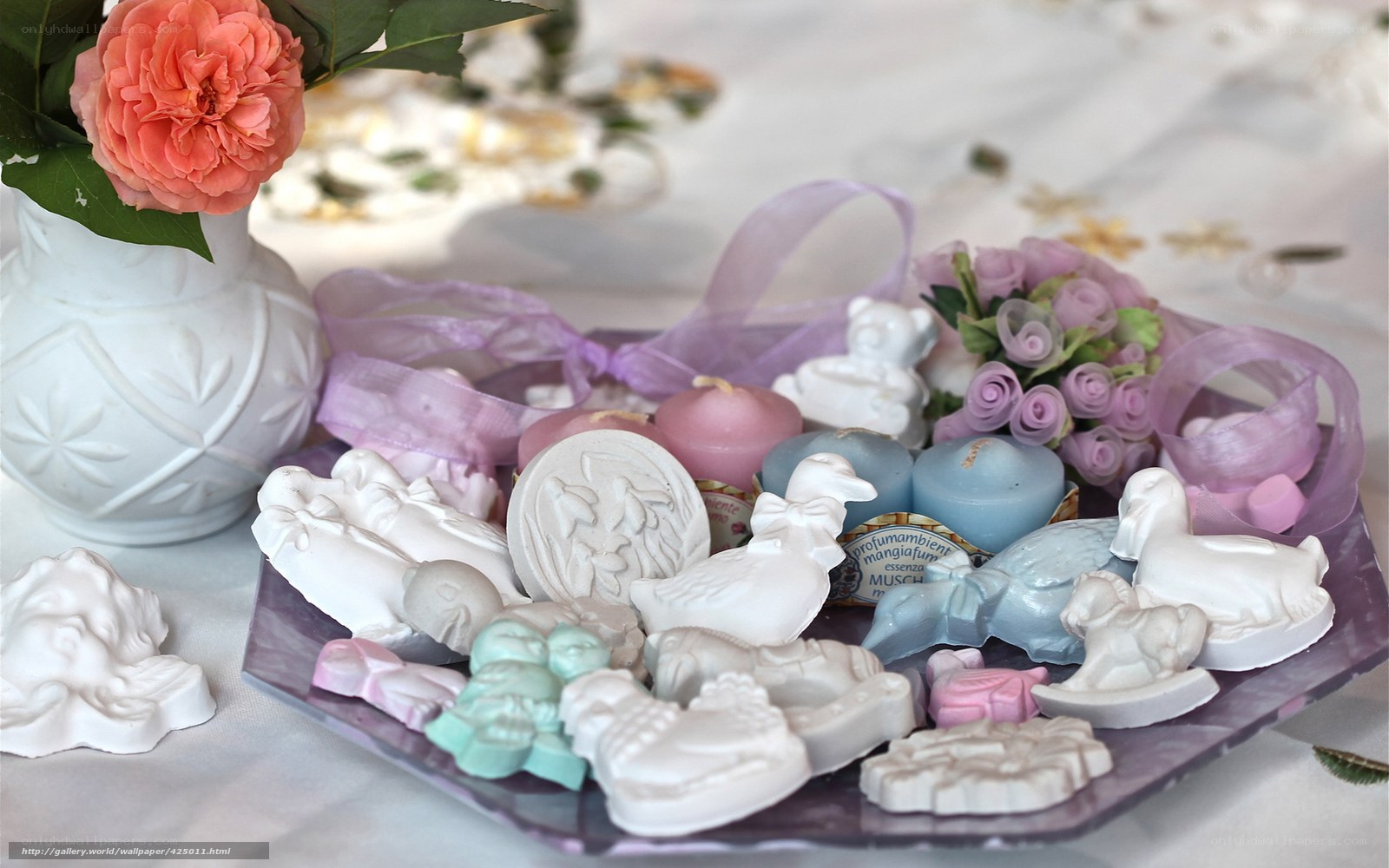 Candles and soaps on a tray