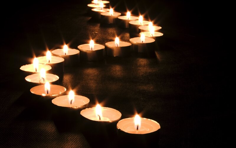 Candles in a circle