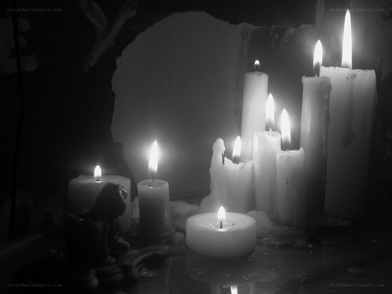 Candles in a dark room