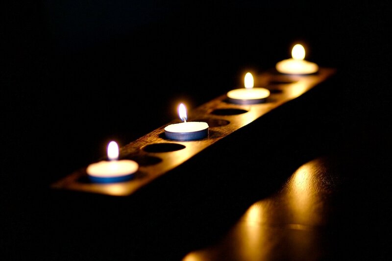 Candles in a Holder — Black