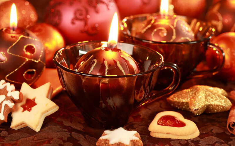 Candles in Glass Cups — Red