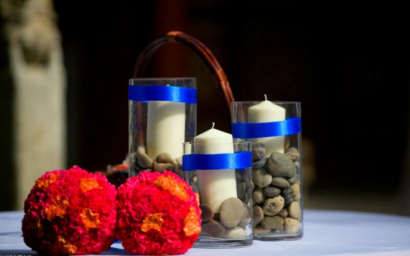 Candles in Glass Vases — Red
