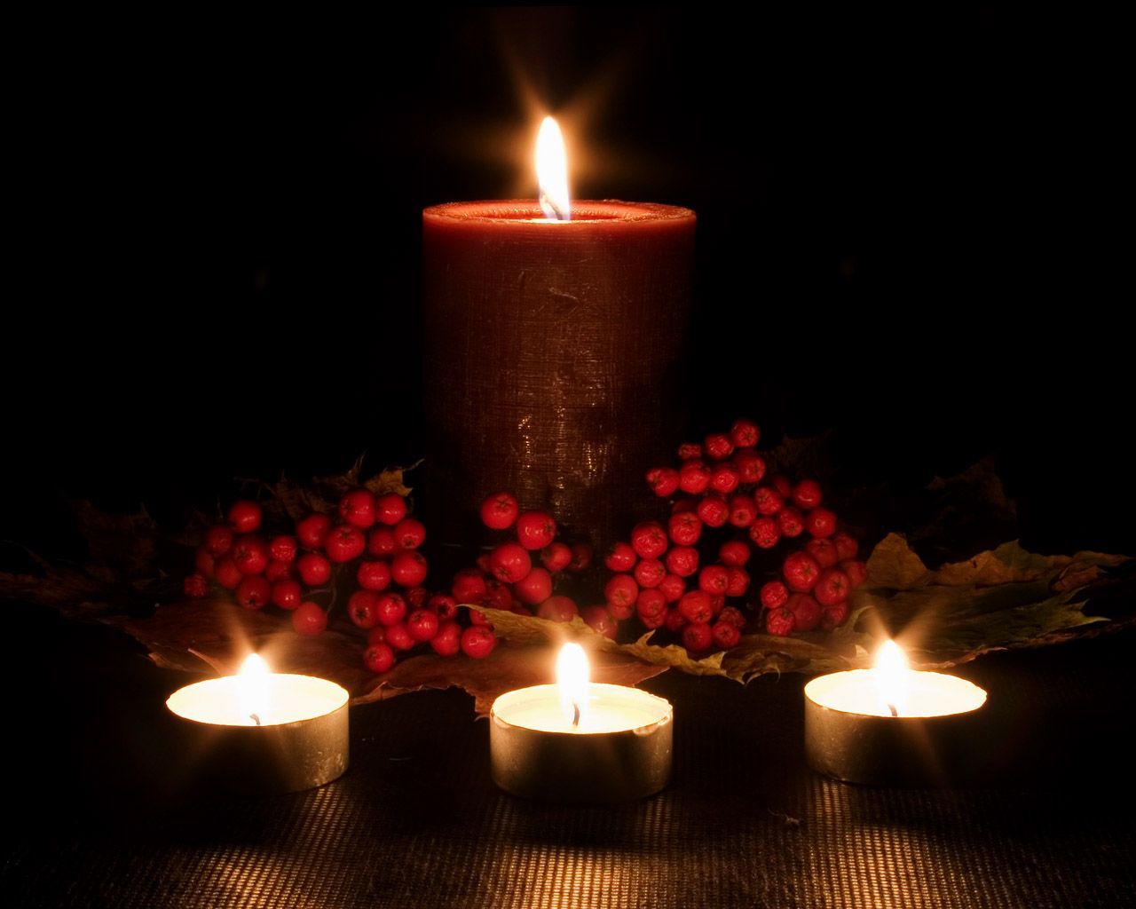 candles with berries