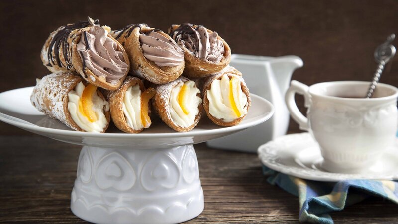 Cannoli on a Stand
