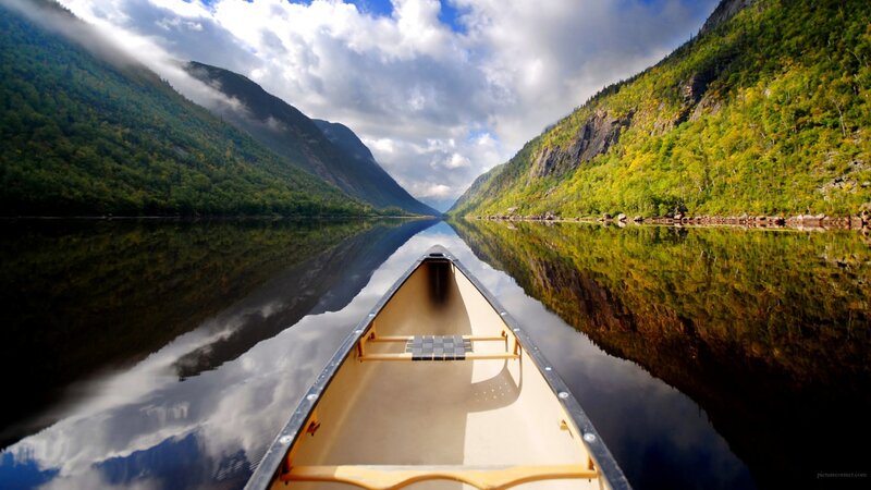Canoe on a Lake — Green, Serene