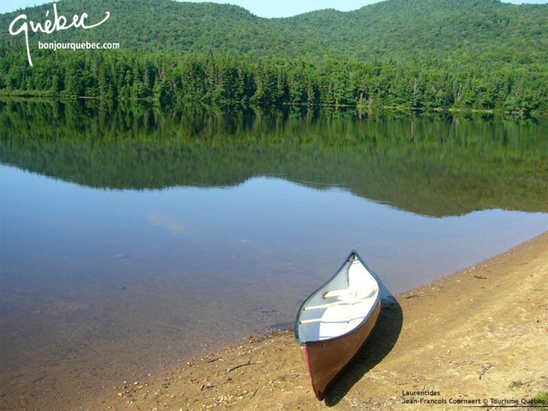 Canoe on Lake Shore — Green