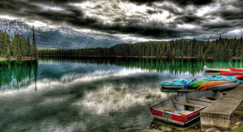 Canoes on a Lake — Green, Dramatic